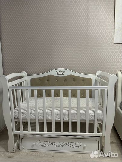 Детская кроватка