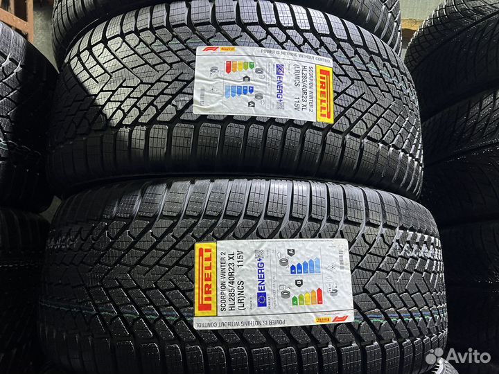 Pirelli Scorpion Winter 2 285/40 R23 116V