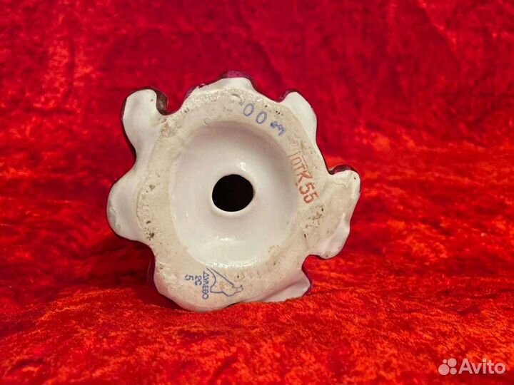 Статуэтка лебедушка