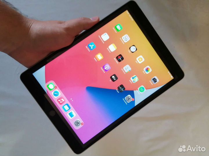Планшет Apple iPad Air 2 +sim