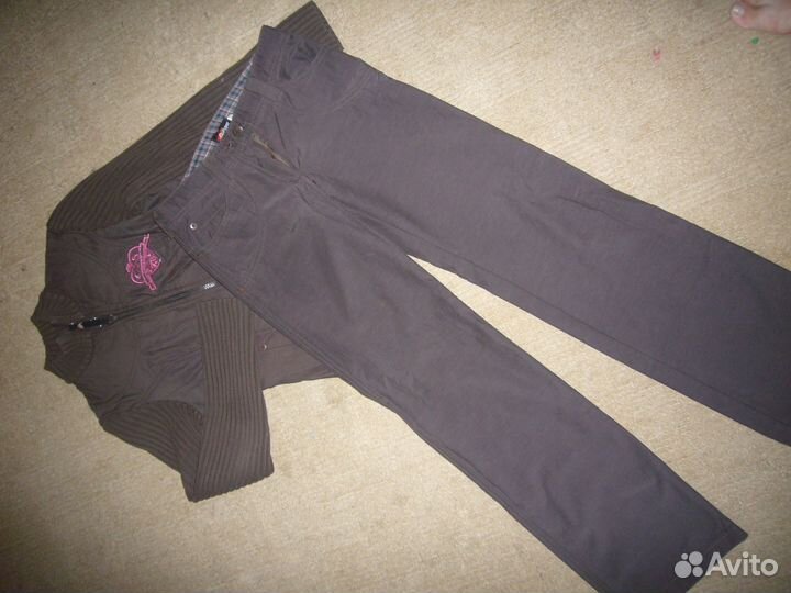 Школьный костюм р.38