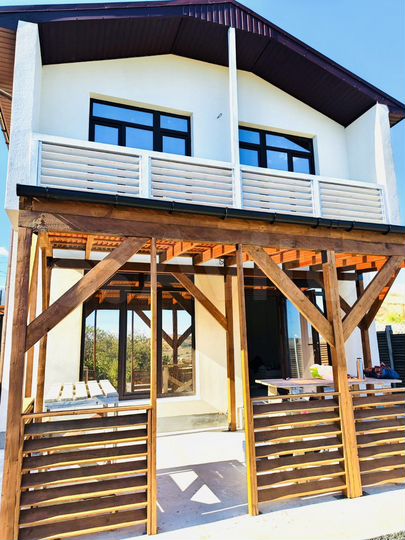 Дом 140 м² на участке 4 сот.