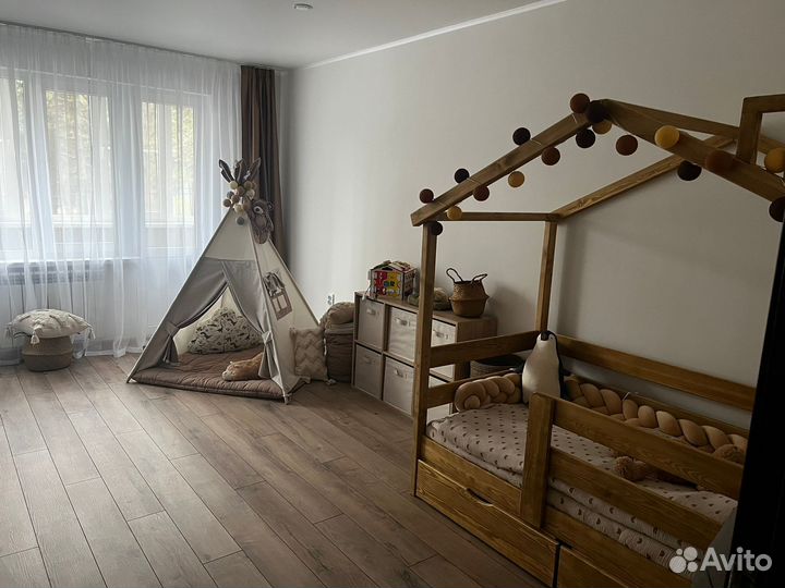 Детская кровать из массива