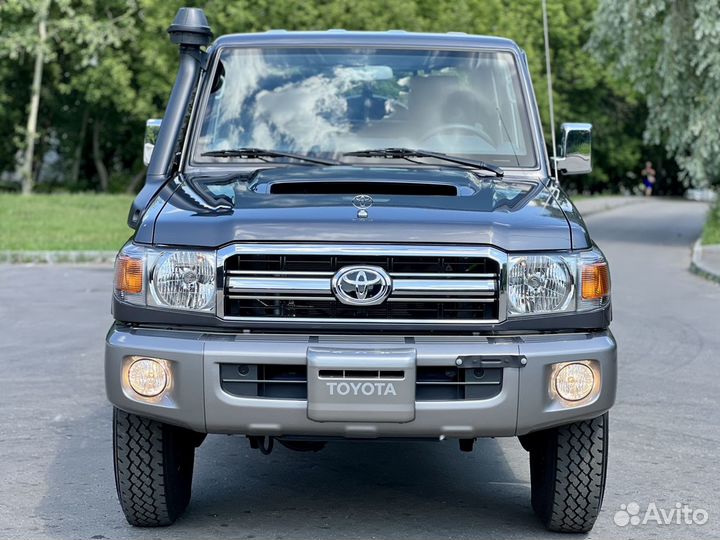 Toyota Land Cruiser 4.5 МТ, 2023, 35 км