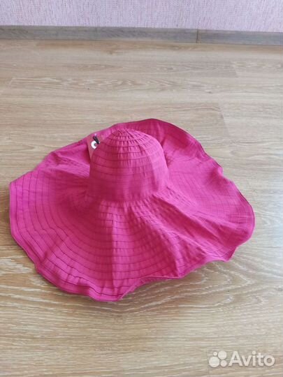 Новая пляжная шляпа с большими полями