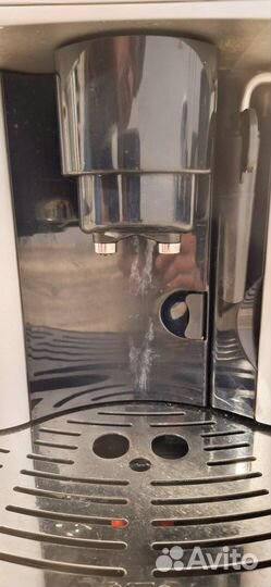 Кофемашина delonghi