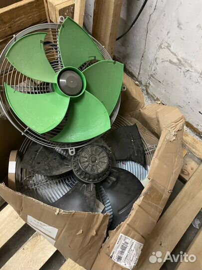 Вентилятор + Движок Тепловентилятора volcano AC EC