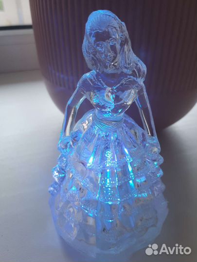 Светильник девочка