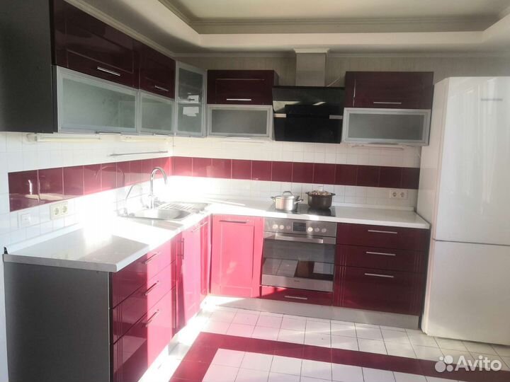 Шкафчик на кухню бу 3 шт верхние