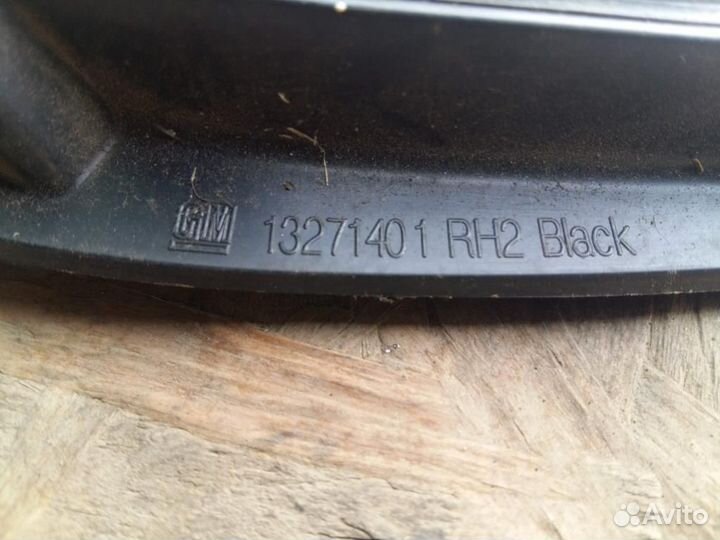 Стекло кузовное правое Opel Astra J 2010-2017