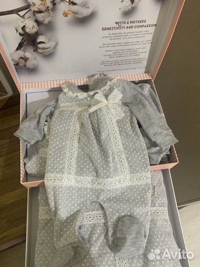 Комплект на выписку для девочки