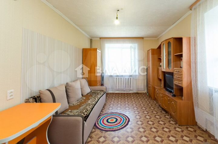 2-к. квартира, 44 м², 3/3 эт.