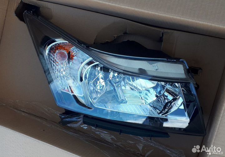 Фары передние Chevrolet Cruze / Шевроле Круз