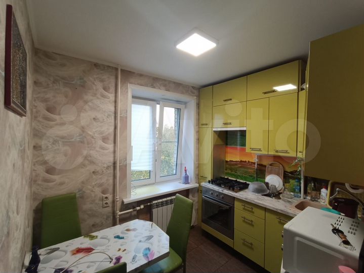 2-к. квартира, 52 м², 7/10 эт.