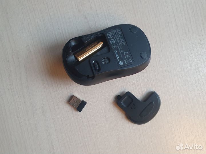 Мышь беспроводная Logitech M185, красный