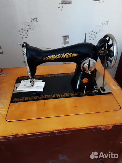 Швейная машинка Подольск ножная