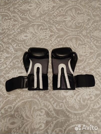 Боксерские перчатки 12 oz everlast