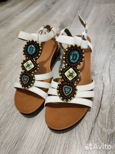 Сандалии женские 39 размер