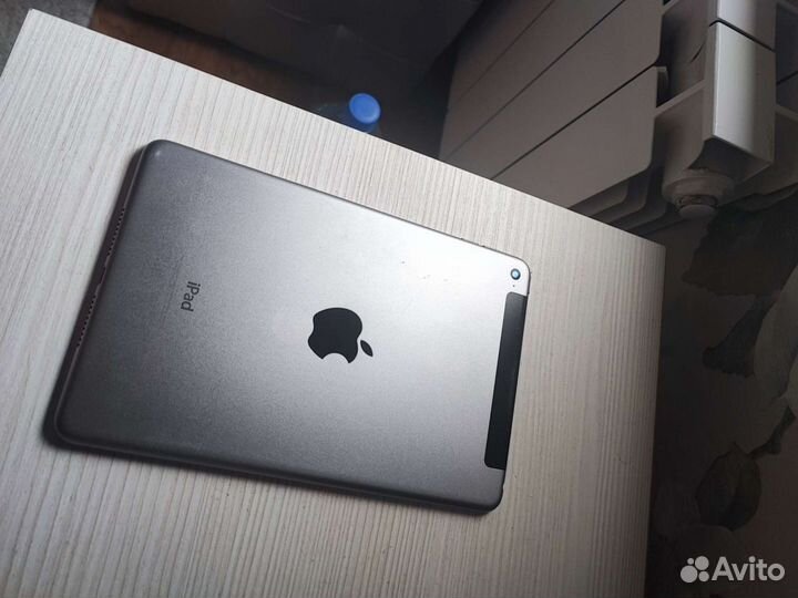 iPad mini 4 128gb cellular