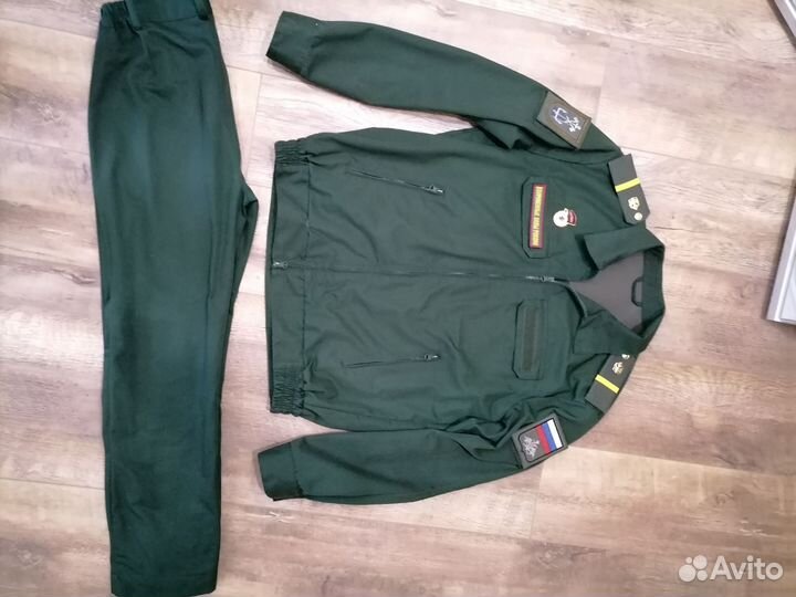 Военная форма с головным убором