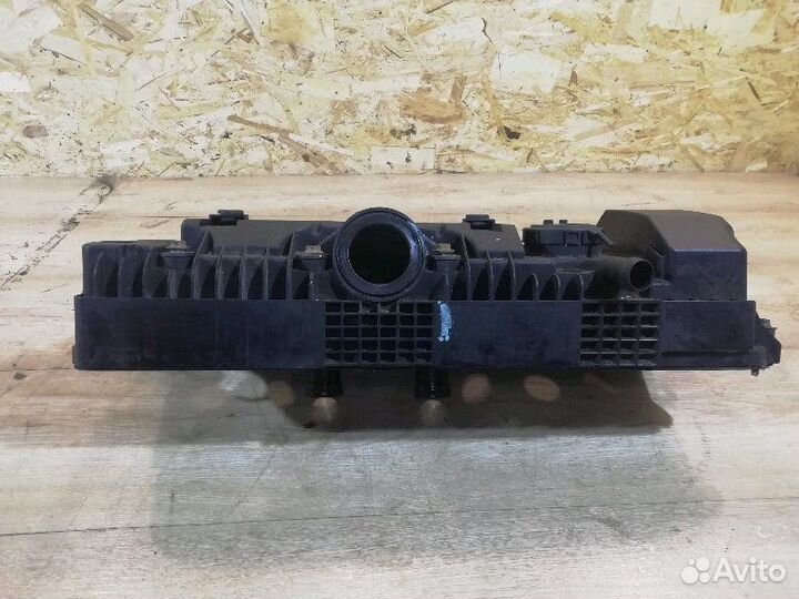 Крышка клапанов левая Bmw 7-Series E65 4.4 2001