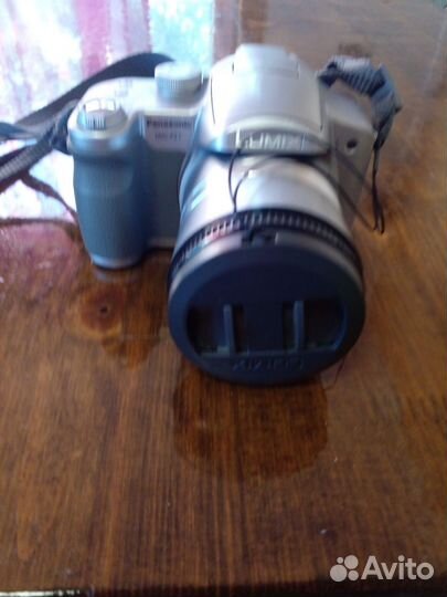 Зеркальный фотоаппарат