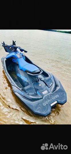 Продаю SEA-DOO spark trixx 3UP