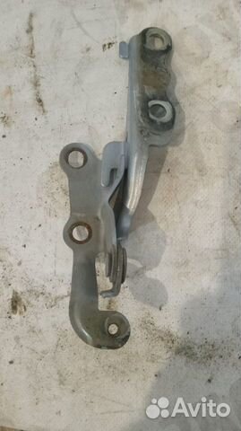 Петля капота Тойота Королла Е120