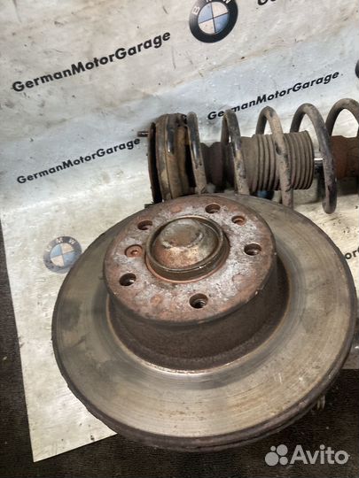 Амортизаторы передние в сборе bmw 5 e34 пара