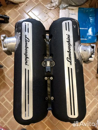 Впускной коллектор Lamborghini на audi s6/s8 v10