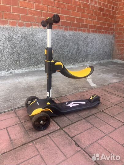 Самокат-беговел