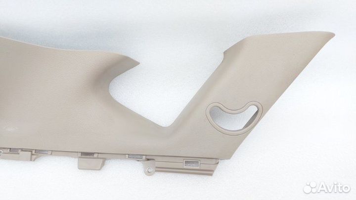 Обшивка стойки задняя левая Hyundai Tucson TL G4NA