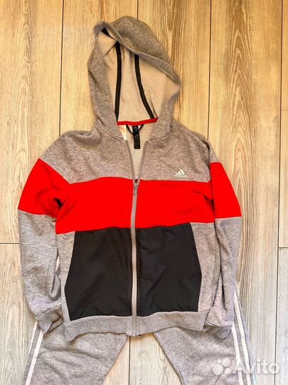 Спортивный костюм адидас 152