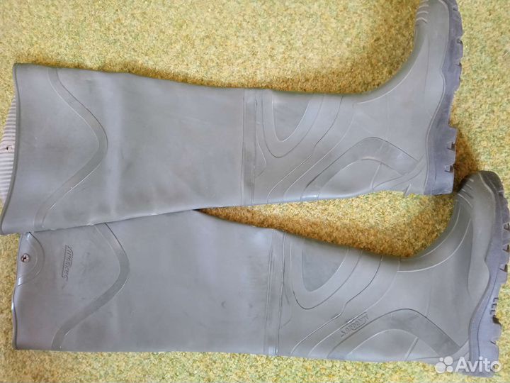 Резиновые сапоги для рыбалки 44р-р