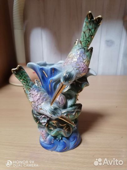 Статуэтка птицы