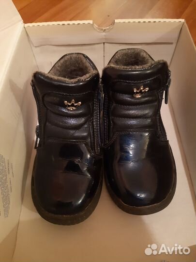 Обувь для девочки 24-27 размер