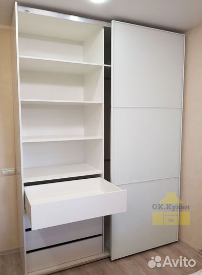 Шкаф стенка