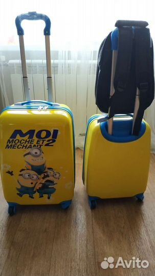 Детский чемодан миньоны