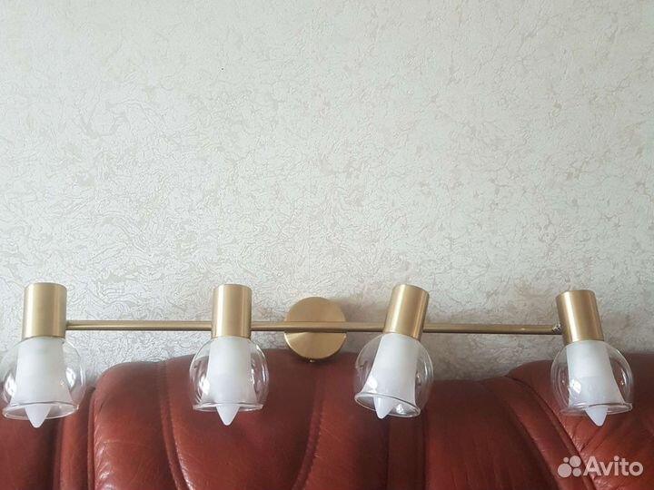 Продаю светильник