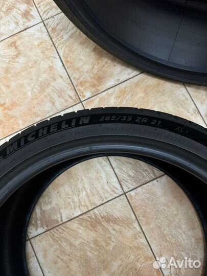 Michelin Pilot Sport 4 S 285/35 R21