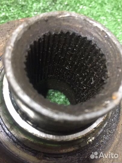 Ступица передняя правая Audi A6 универсал 2.5 AKN