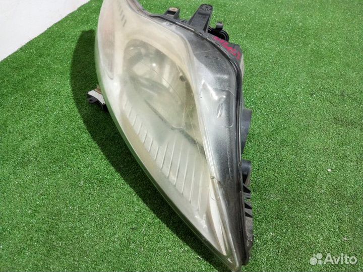 Фара галогеновая правая Ford Mondeo 2010-2015