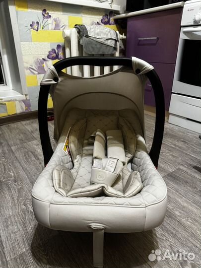 Автокресло HappyBaby