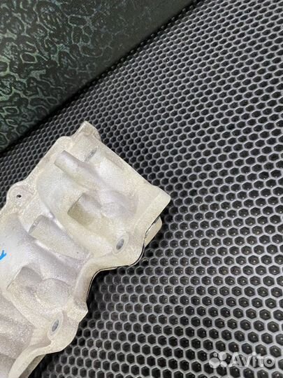 Впускной коллектор (маталл) Nissan almera g15 K4M