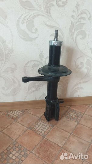 Стойка передняя правая ваз 2114