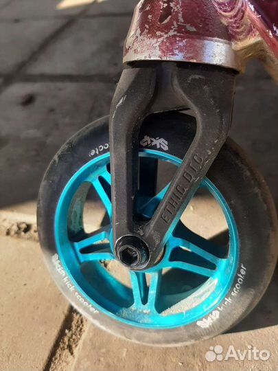 Трюковой самокат кастом парк