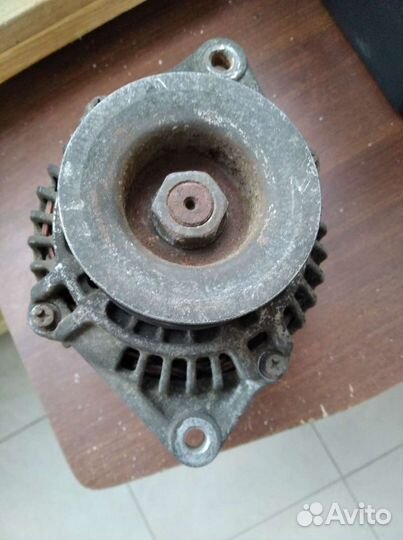 Генератор на запчасти Мазда,Форд