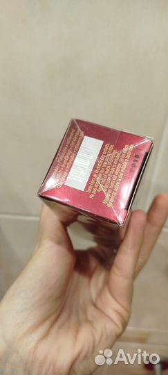 Кoллeкциoнный флaкoн Ypиa