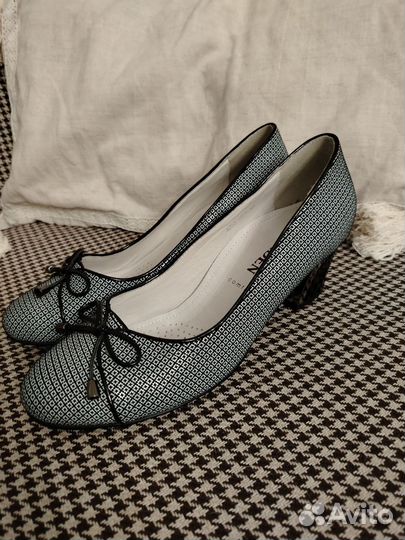 Туфли женские 38 размер