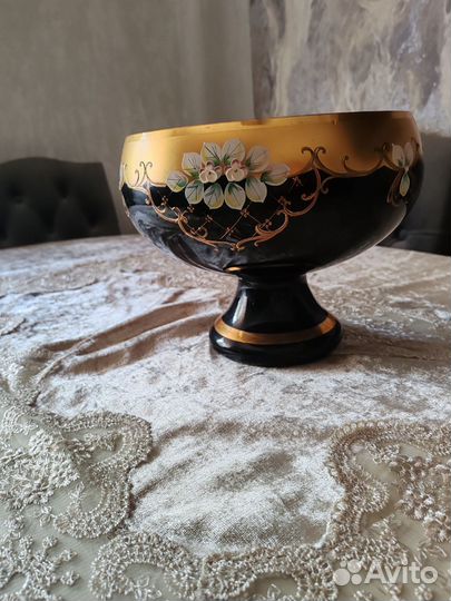 Фруктовница на ножке